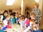 Prienų „Ąžuolo“ progimnazijos 1b kl. mokiniai (mokytoja Rasa Bartkutė)